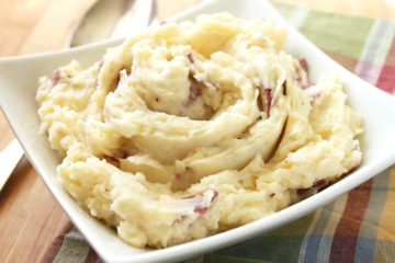 Restaurant Style Garlic Mashed Potatoes