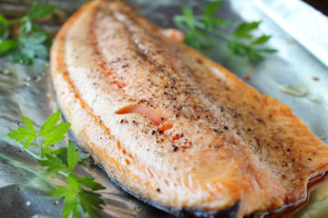 Low-FODMAP Garlic Oil Rosemary Roasted Salmon