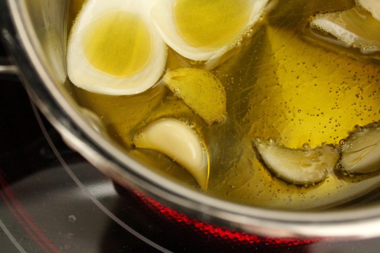 low-fodmap garlic and/or onion oil