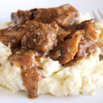 Low FODMAP Beef Tips & Gravy