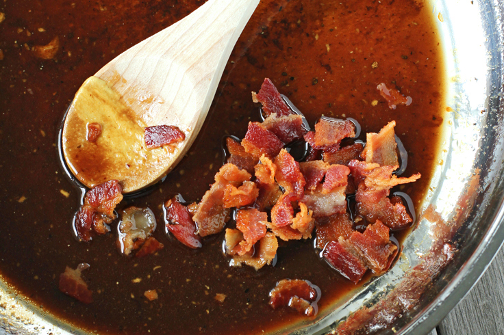 Low-FODMAP Warm Bacon Vinaigrette Salad Dressing