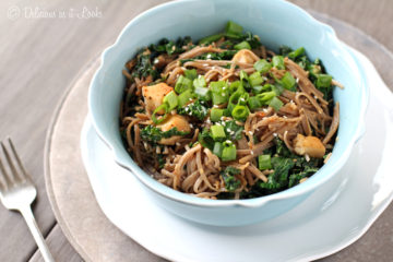 Low-FODMAP Sesame Soba Noodles with Chicken and Kale