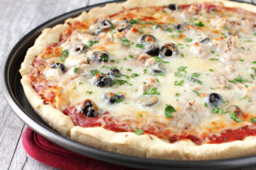 Low FODMAP Pizza (Quick & Easy)