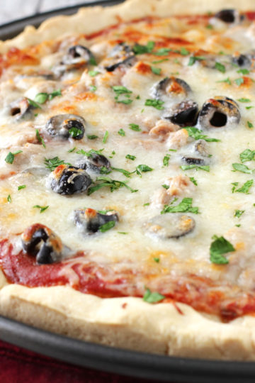 Low FODMAP Pizza (Quick & Easy)