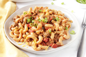 Low FODMAP Bacon Cheeseburger Macaroni