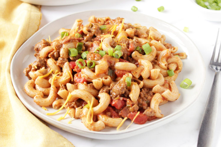 Low FODMAP Bacon Cheeseburger Macaroni