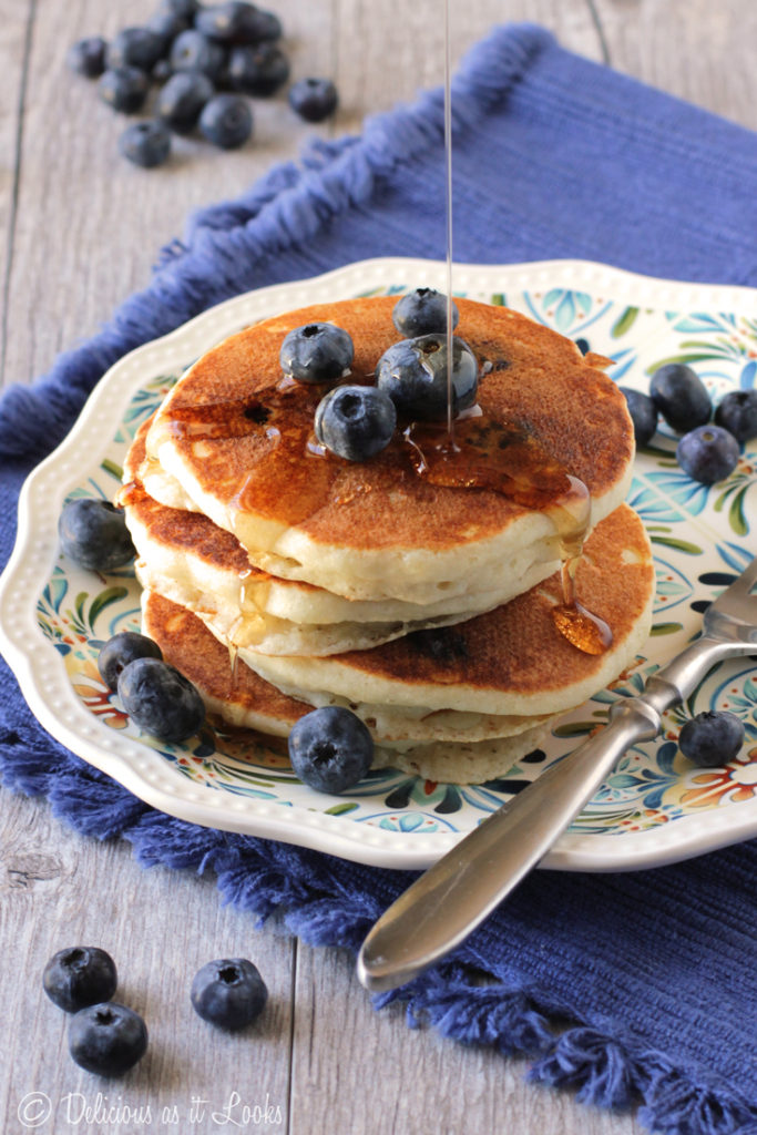 Low-FODMAP Fluffy Blueberry Pancakes