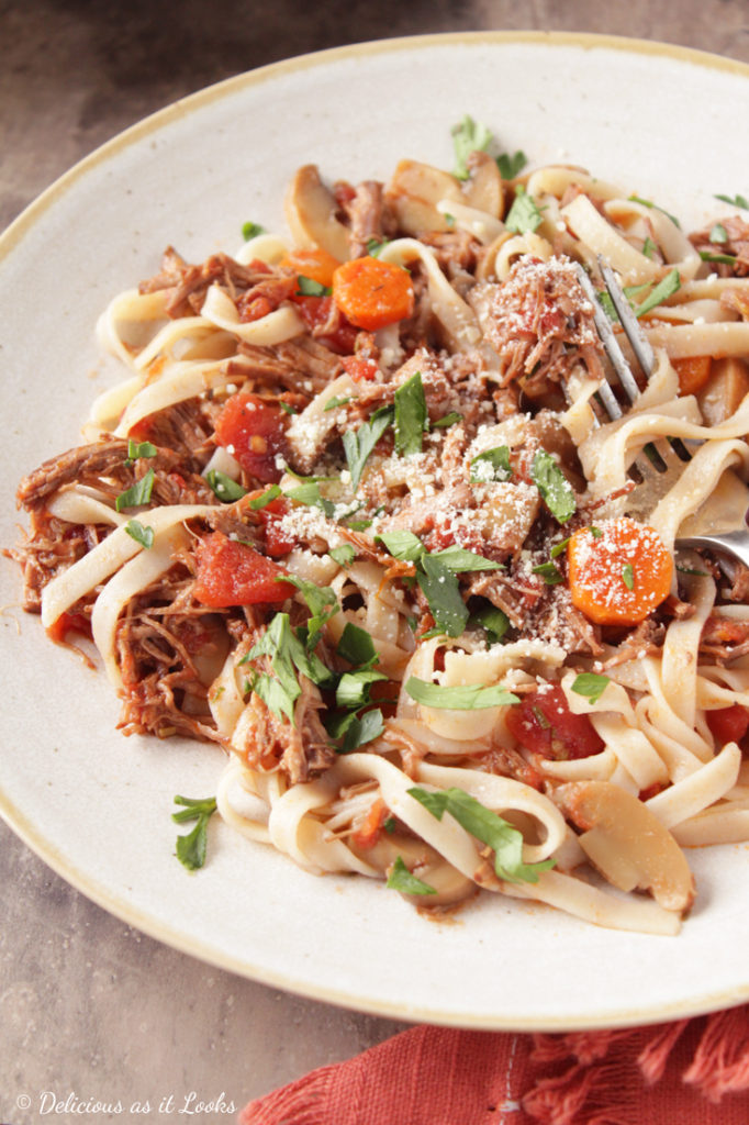Low FODMAP Crock Pot Beef Ragu
