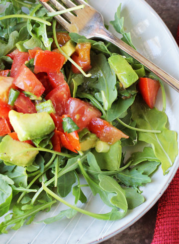 Arugula Salad with Tomato and Avocado (Low-FODMAP)