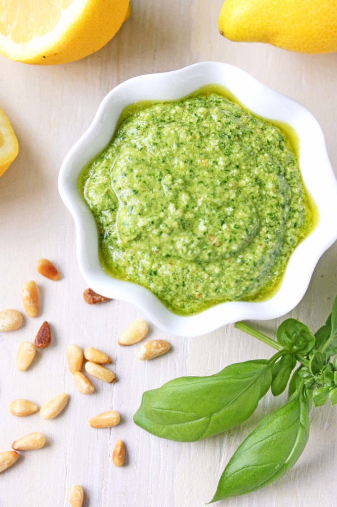 Low FODMAP Spinach Basil Pesto