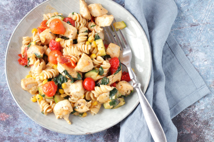 low fodmap summer vegetable chicken pasta