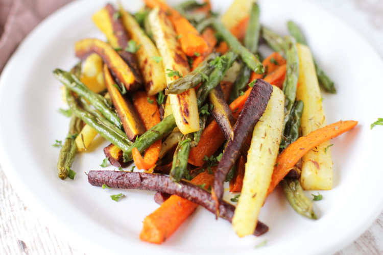 low fodmap thyme roasted carrots green beans