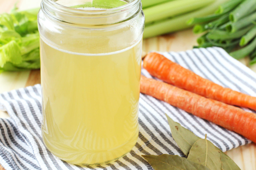 Low FODMAP Chicken Broth and Stock
