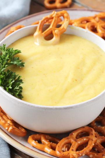 Low FODMAP Sweet Mustard Pretzel Dip