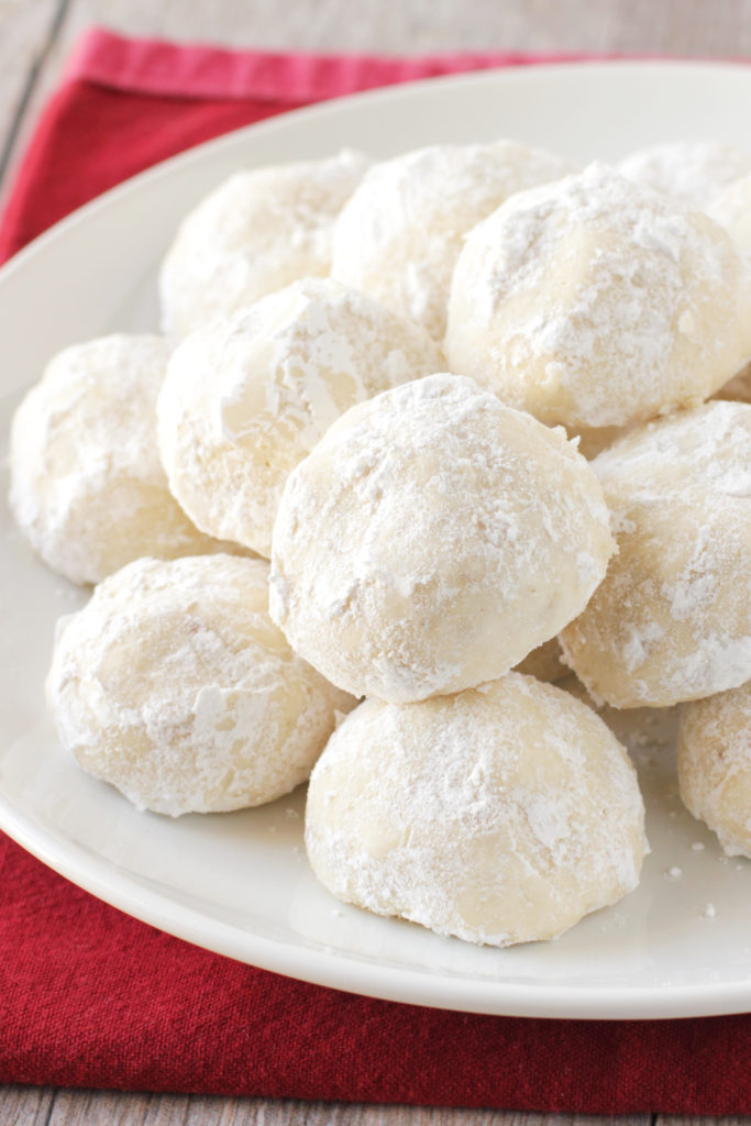 Low FODMAP Pecan Snowball Cookies