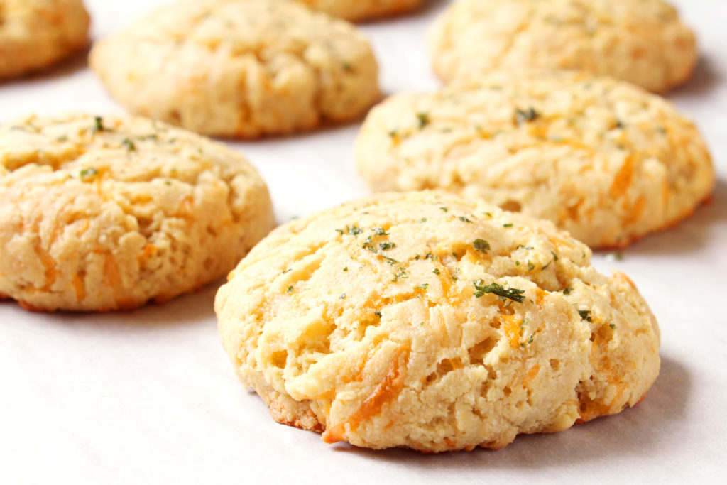 Cheddar Bay Almond Flour Biscuits