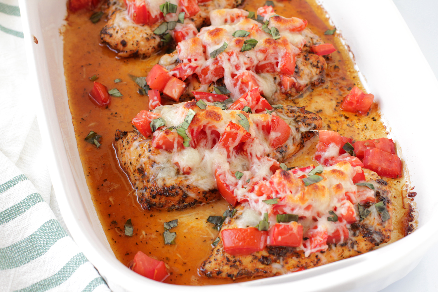 Low FODMAP Baked Bruschetta Chicken