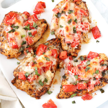 Low FODMAP Baked Bruschetta Chicken