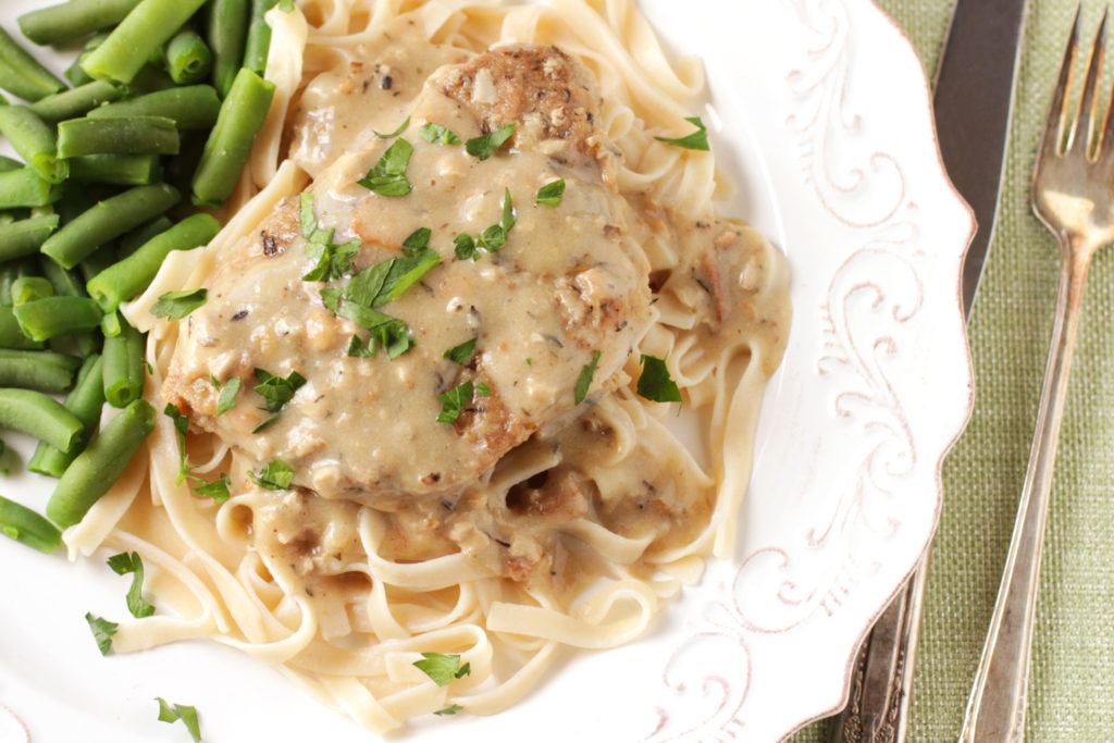 Low-FODMAP Slow Cooker Pork Chops & Gravy