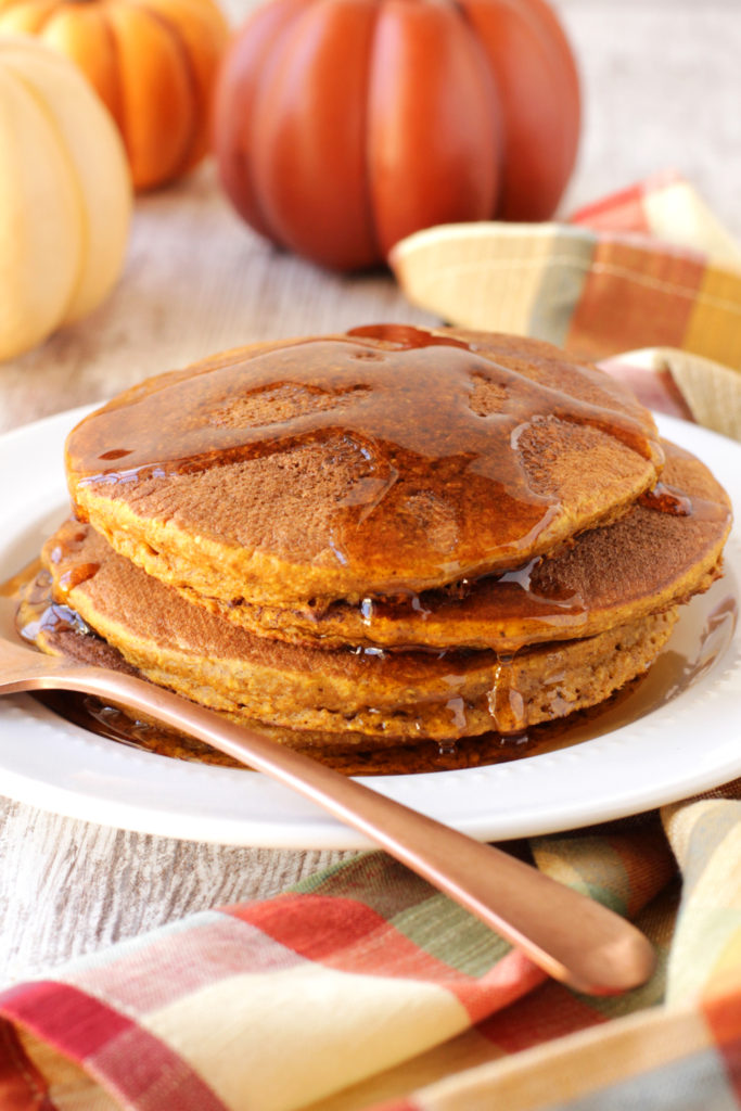 Blender Pumpkin Oatmeal Pancakes