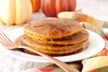 Blender Pumpkin Oatmeal Pancakes